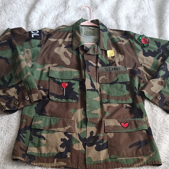 Camouflage Military Jacket with Heart Patches - Picture 1 of 4
